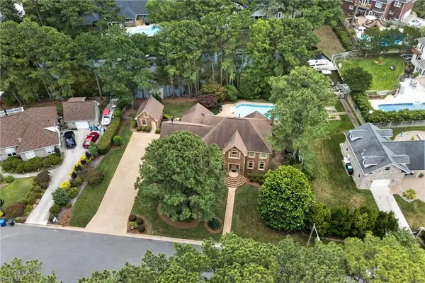 808 Costa Grande Drive, Virginia Beach, VA 23456