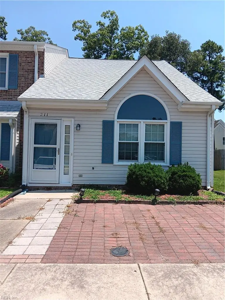 211 Crestwood Court, Yorktown, VA 23692 - #1