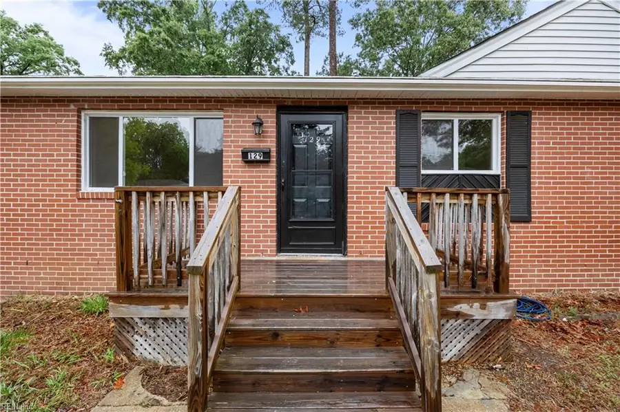 129 Saint Stephens Drive, Newport News, VA 23602 - #3
