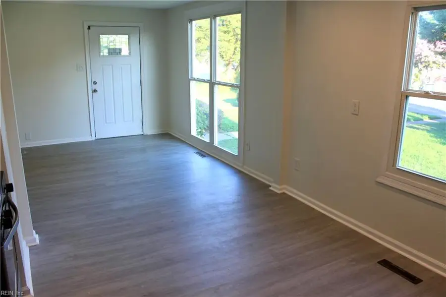 906 Hancock Avenue, Portsmouth, VA 23701 - #2
