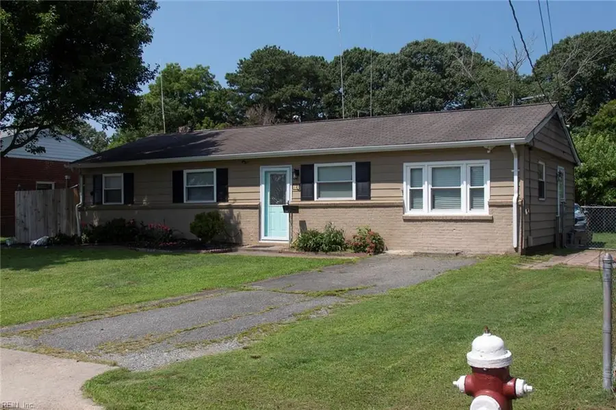 641 Nottingham Drive, Hampton, VA 23669 - #2