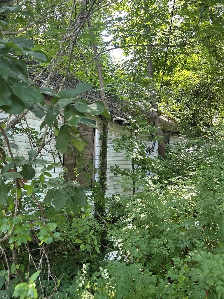 16 Watson Street, Onancock, VA 23417 - #1