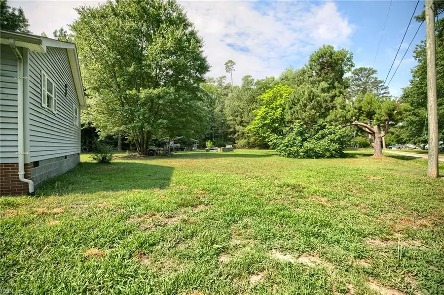 450 Hicks Road, Hudgins, VA 23076 - #2