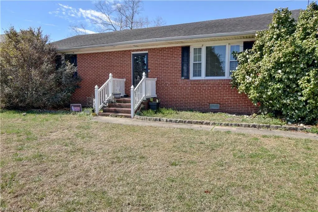 44 N Court Street, Windsor, VA 23487 - #1