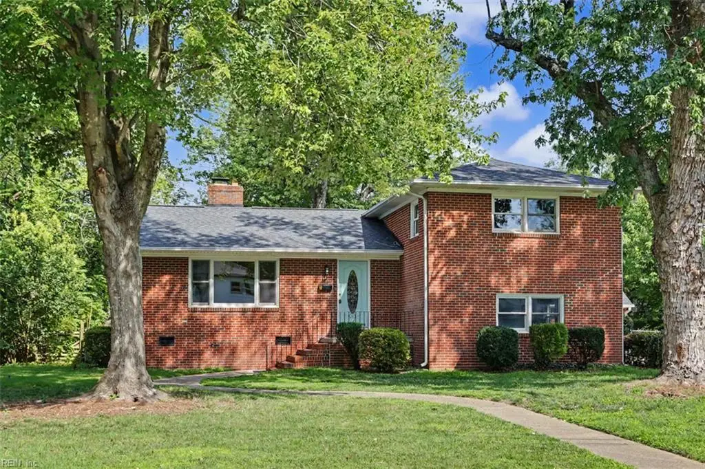 8 Riverdale Drive, Hampton, VA 23666 - #1