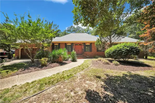 117 Wind Forest Lane, Yorktown, VA 23692