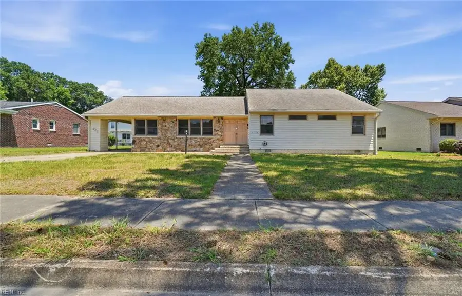 223 Woodbury Forrest Drive, Hampton, VA 23666 - #2