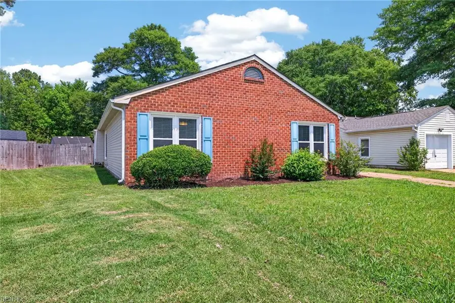 4844 Fountain Hall Drive, Virginia Beach, VA 23464 - #3