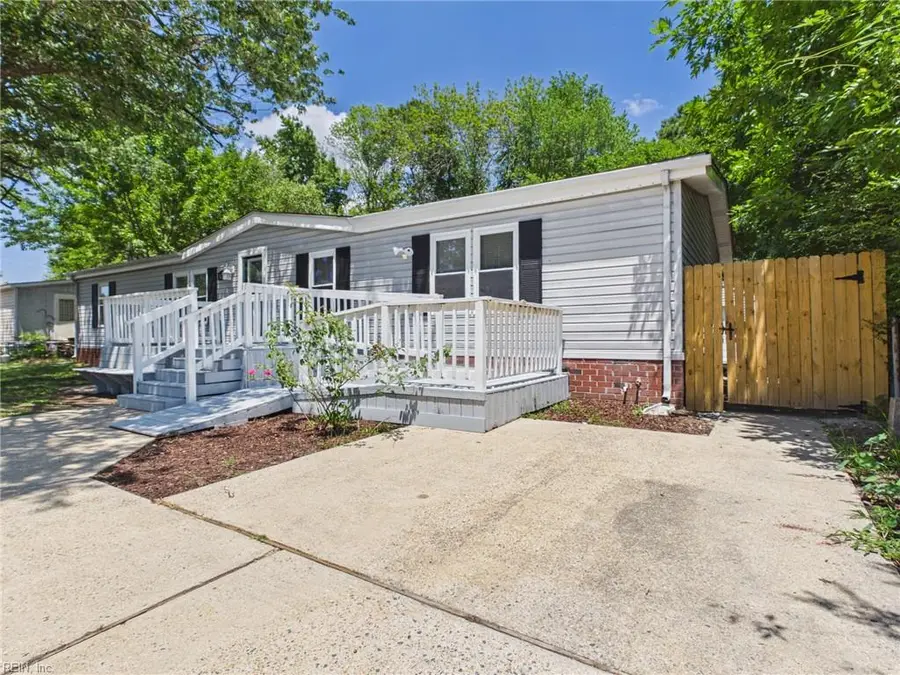 1224 Old Clubhouse Road, Virginia Beach, VA 23453 - #2