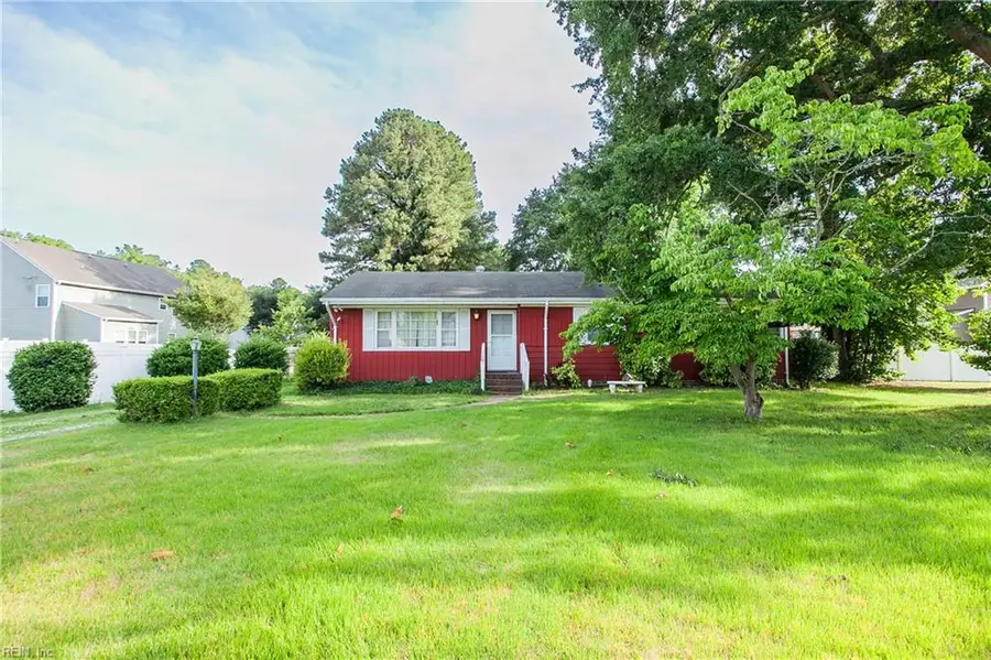 4633 Indiana Avenue, Chesapeake, VA 23321 - #2