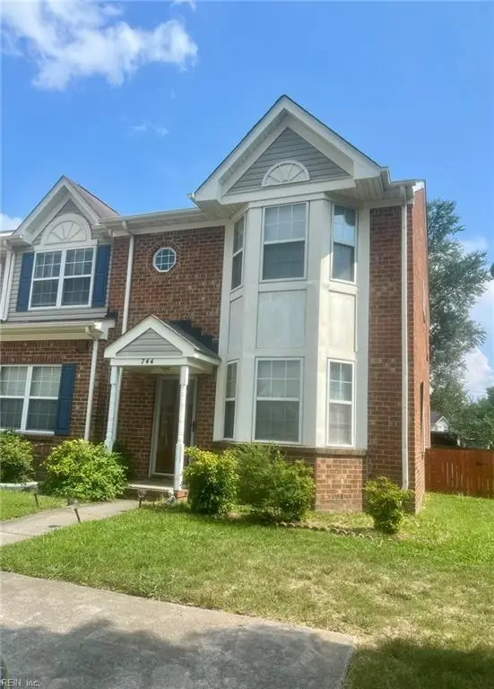 744 Hunters Quay Quay, Chesapeake, VA 23320 - #1