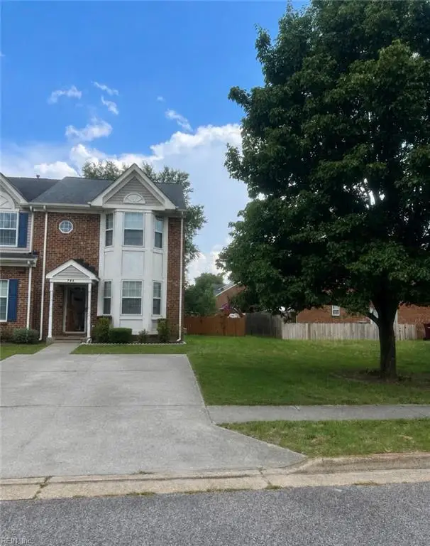 744 Hunters Quay Quay, Chesapeake, VA 23320 - #2