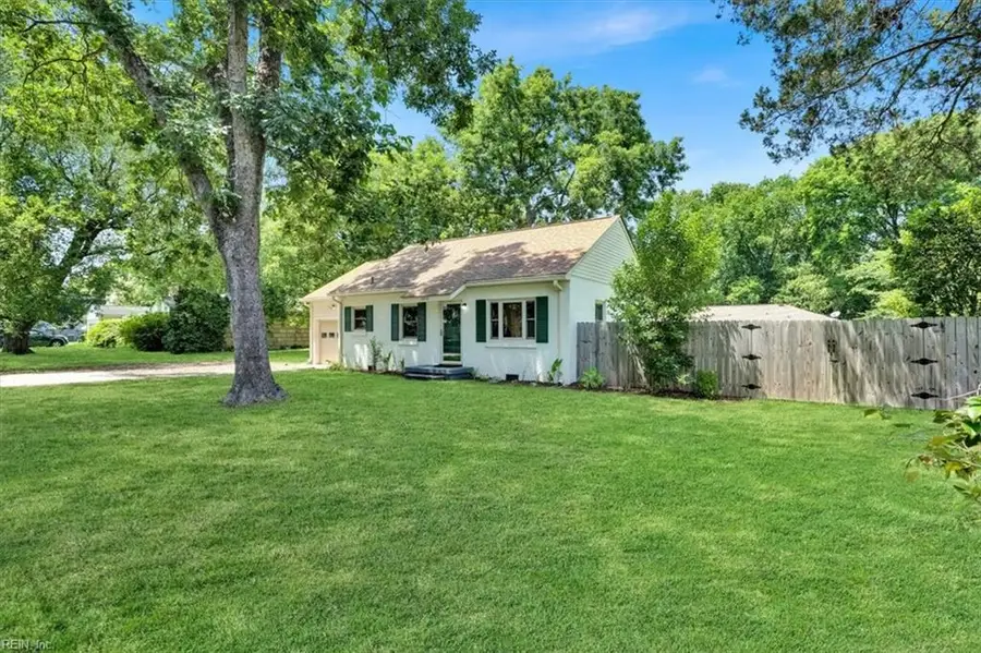 6010 Rolleston Ave, Norfolk, VA 23502 - #2