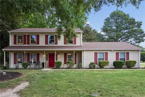 100 Camelot Crescent, Yorktown, VA 23693