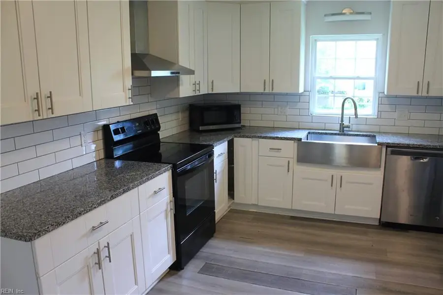 4052 Wyndybrow Drive, Portsmouth, VA 23703 - #2