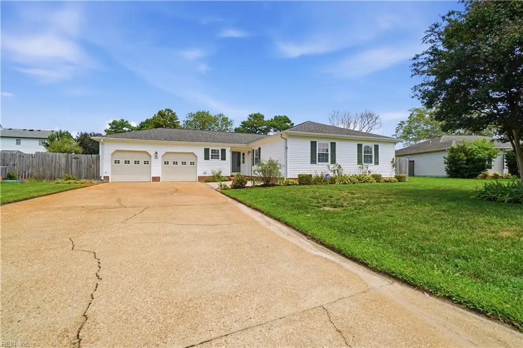 884 Daimler Drive, Virginia Beach, VA 23454 - #1