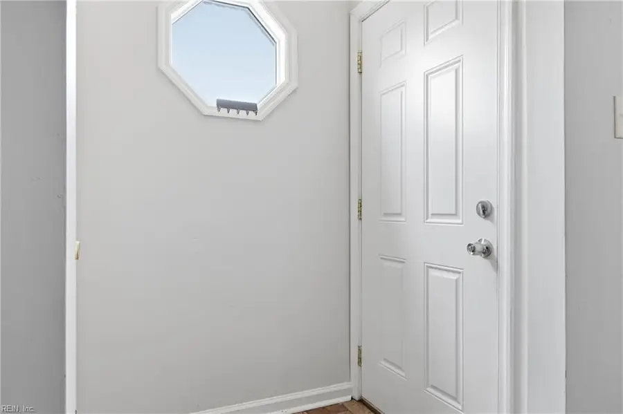 3212 Dunnbury Court, Virginia Beach, VA 23453 - #2