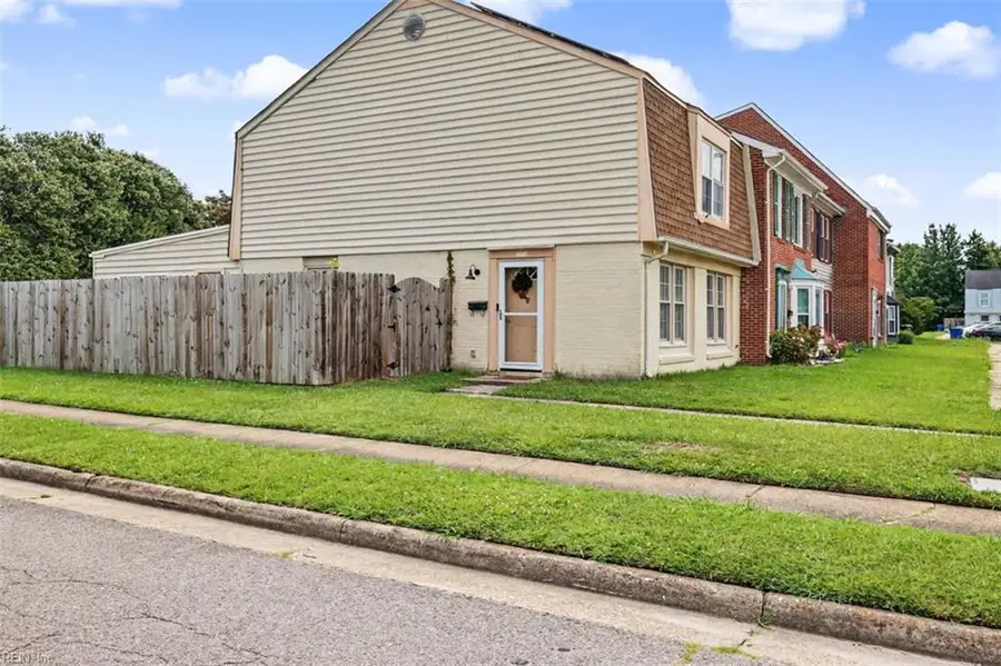 1300 White Birch Lane, Virginia Beach, VA 23453 - #2