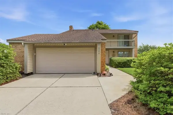 5204 Shorebreeze Court, Virginia Beach, VA 23464