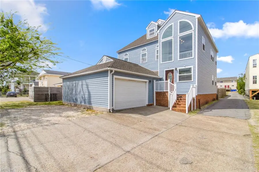 1270 W Ocean View Avenue, Norfolk, VA 23503 - #2