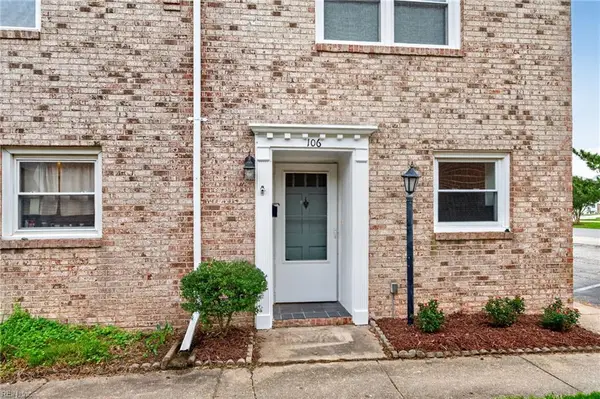 409 25th Street #106, Virginia Beach, VA 23451