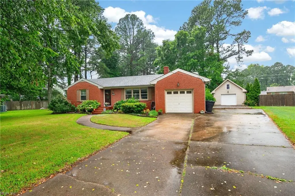 4833 Colonial Lane, Portsmouth, VA 23703 - #1
