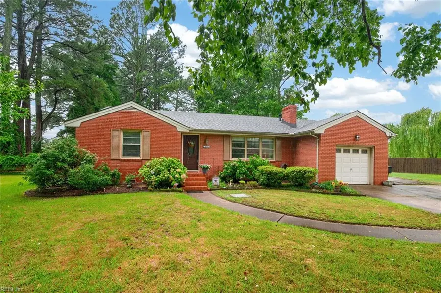 4833 Colonial Lane, Portsmouth, VA 23703 - #2