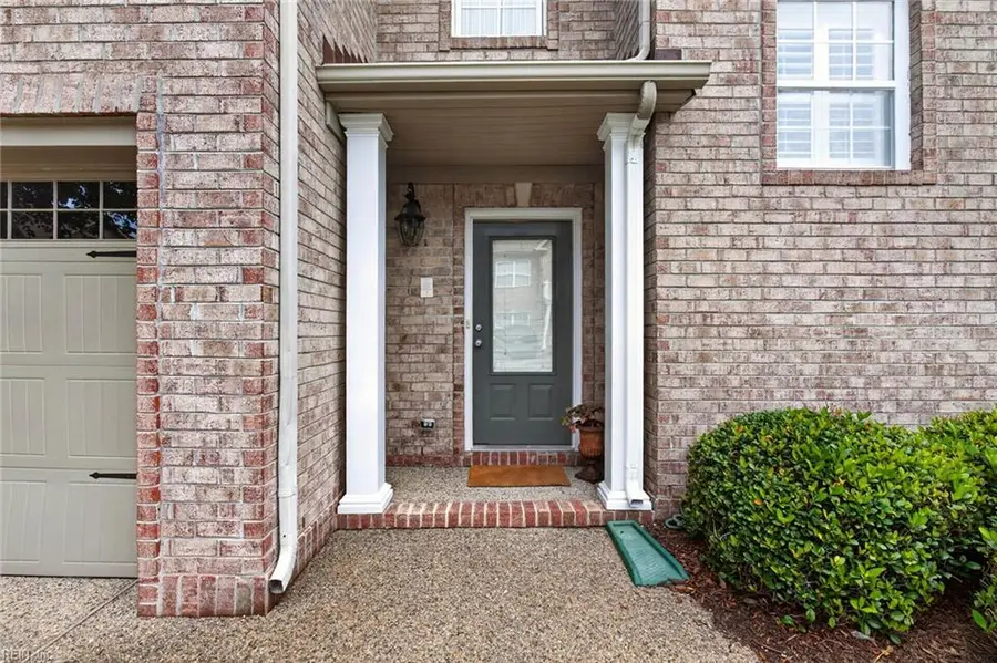 1036 Horton Place, Virginia Beach, VA 23454 - #2
