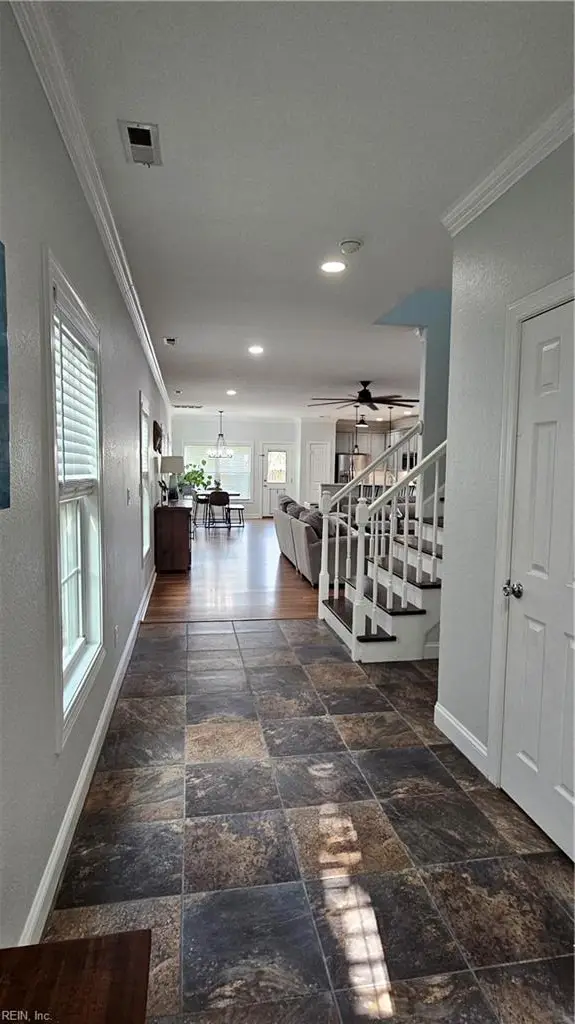 122 N Budding Avenue, Virginia Beach, VA 23452 - #2