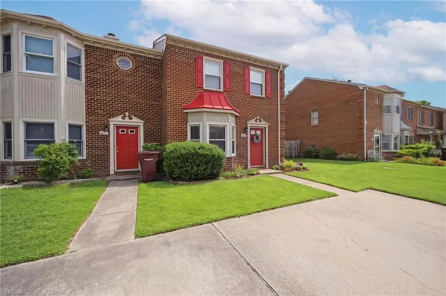 719 Creekside Crescent, Chesapeake, VA 23320 - #2
