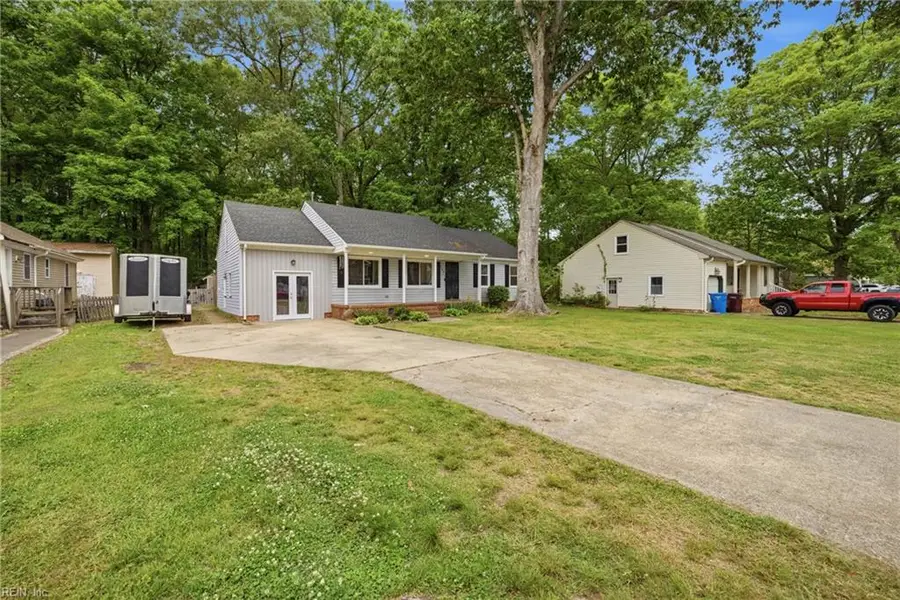 560 Denver Avenue, Chesapeake, VA 23322 - #2