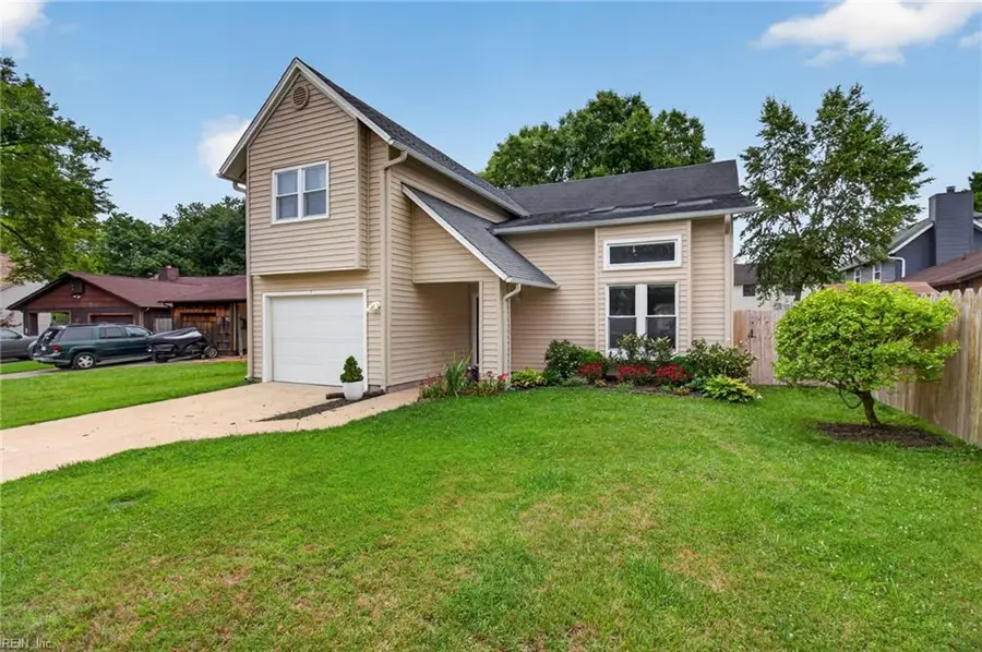 616 Pine Lake Drive, Virginia Beach, VA 23462 - #2
