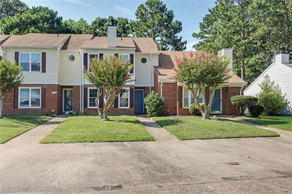 668 Hollomon Drive, Hampton, VA 23666 - #1