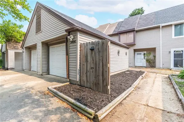 3496 Smokey Chamber Drive, Virginia Beach, VA 23462