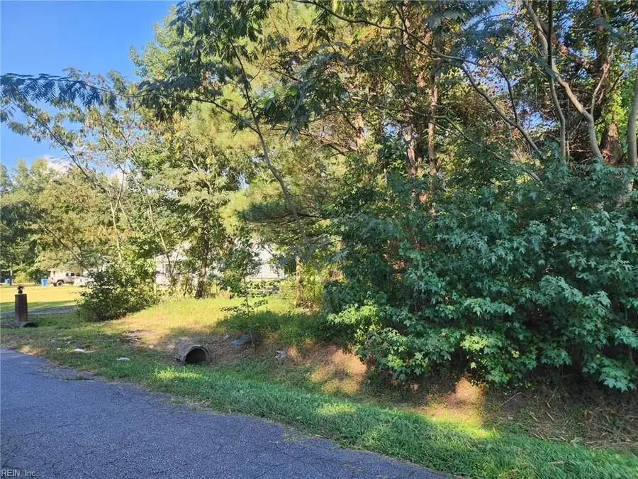 14 Truitt Road, Chesapeake, VA 23321 - #3