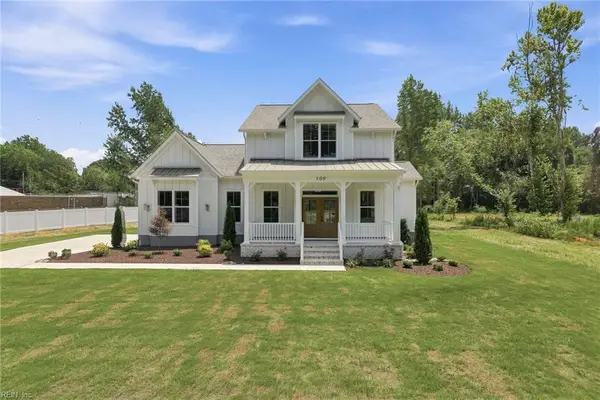 109 Ballahack Road, Chesapeake, VA 23322
