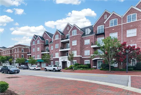 5215 Center Street #410, Williamsburg, VA 23188