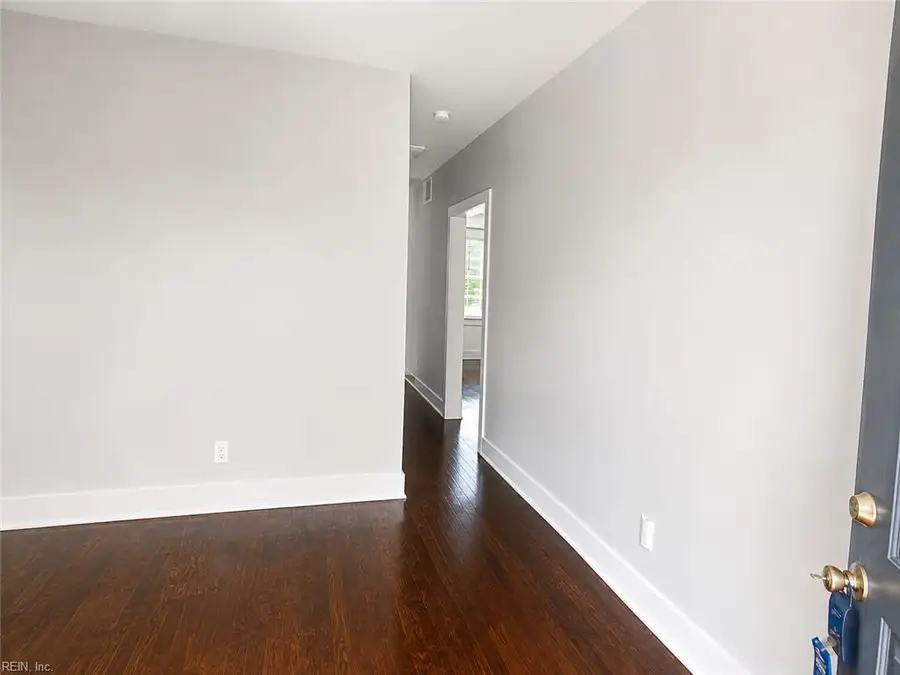 37 Sycamore Avenue, Newport News, VA 23605 - #3
