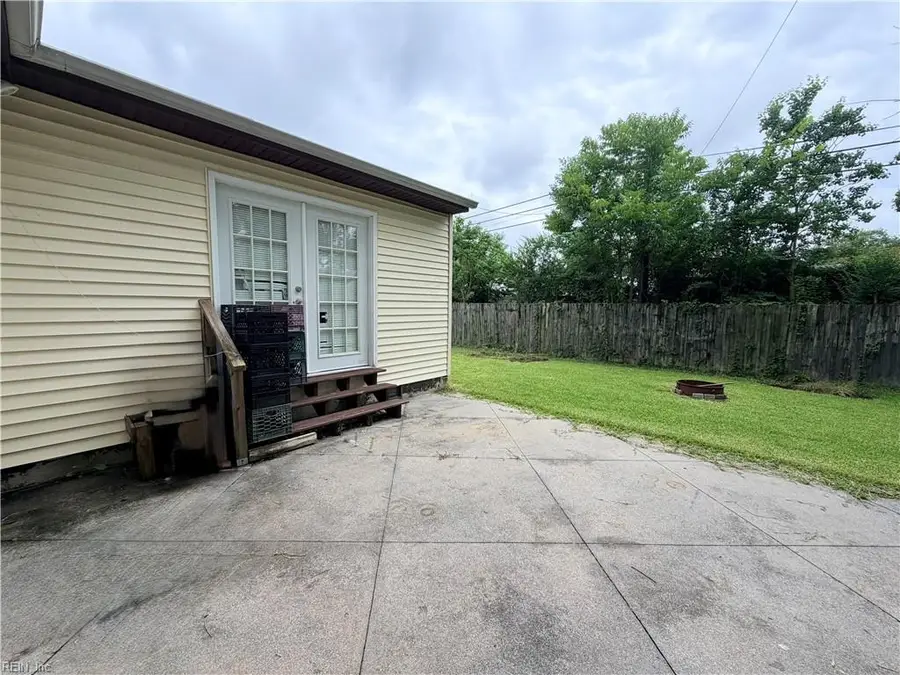 3101 Ferry Farm Lane, Virginia Beach, VA 23452 - #3