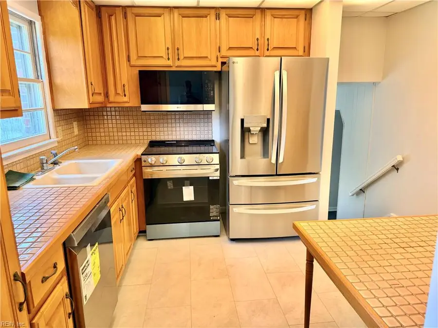 118 Tanglewood Drive, Hampton, VA 23666 - #3