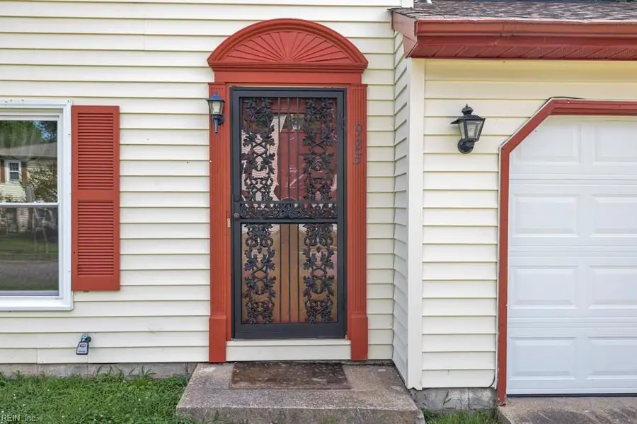 925 Sedley Road, Virginia Beach, VA 23462 - #3