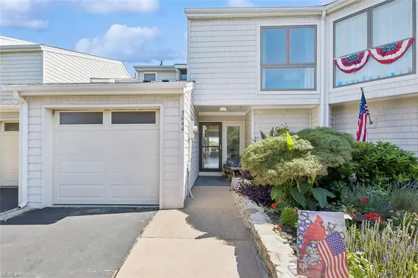 3944 Whispering Oaks Place, Virginia Beach, VA 23455
