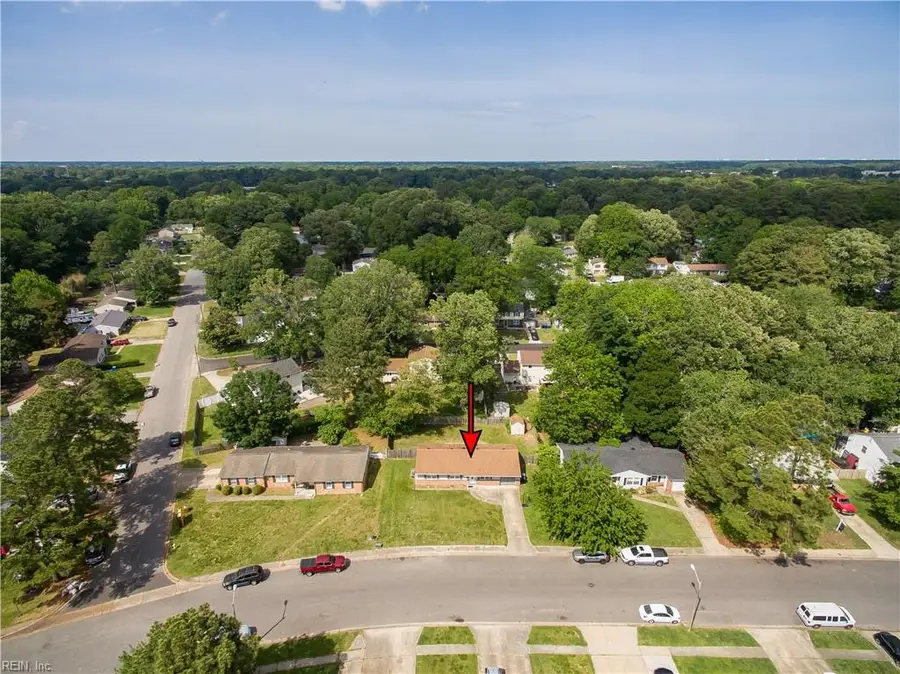 3340 Lakecrest Road, Virginia Beach, VA 23452 - #2