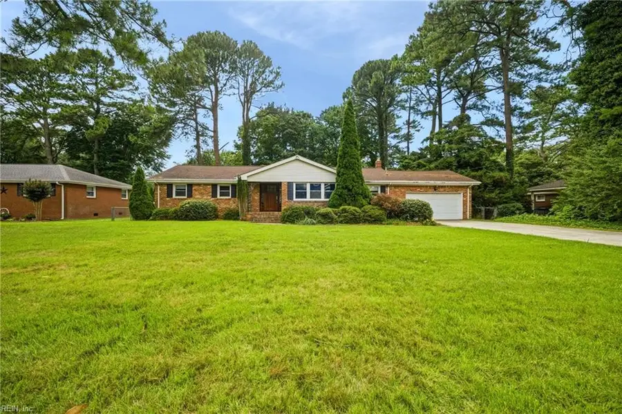 653 Edwin Drive, Virginia Beach, VA 23462 - #3