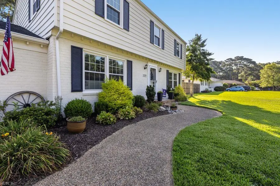 3216 Queensbury Drive, Virginia Beach, VA 23454 - #3