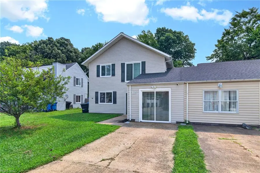 732 Roosevelt Avenue, Virginia Beach, VA 23452 - #3