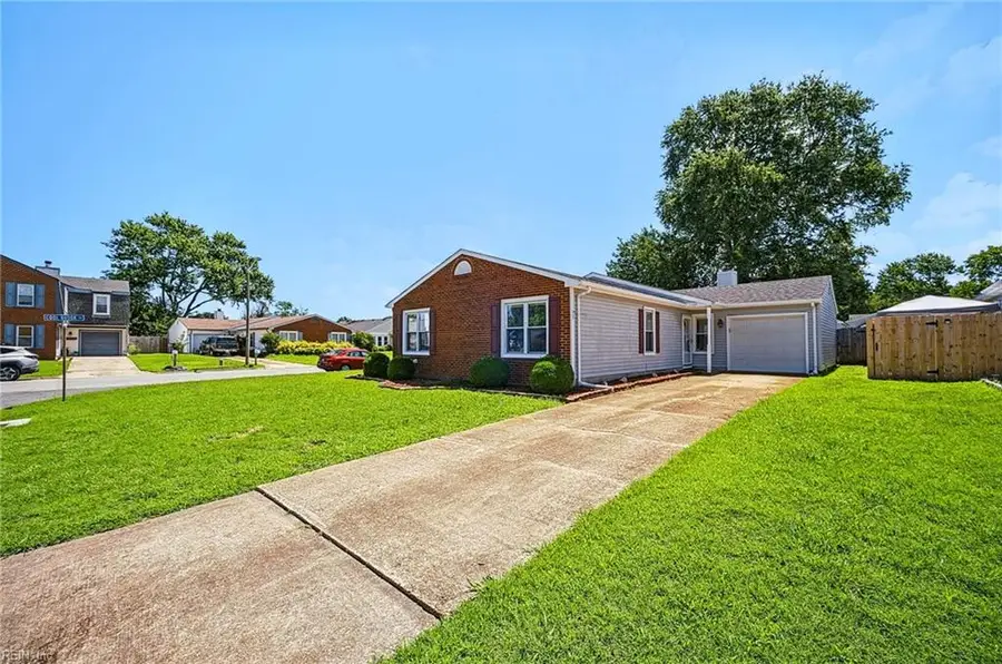 1109 Hearthstone Landing, Chesapeake, VA 23320 - #2