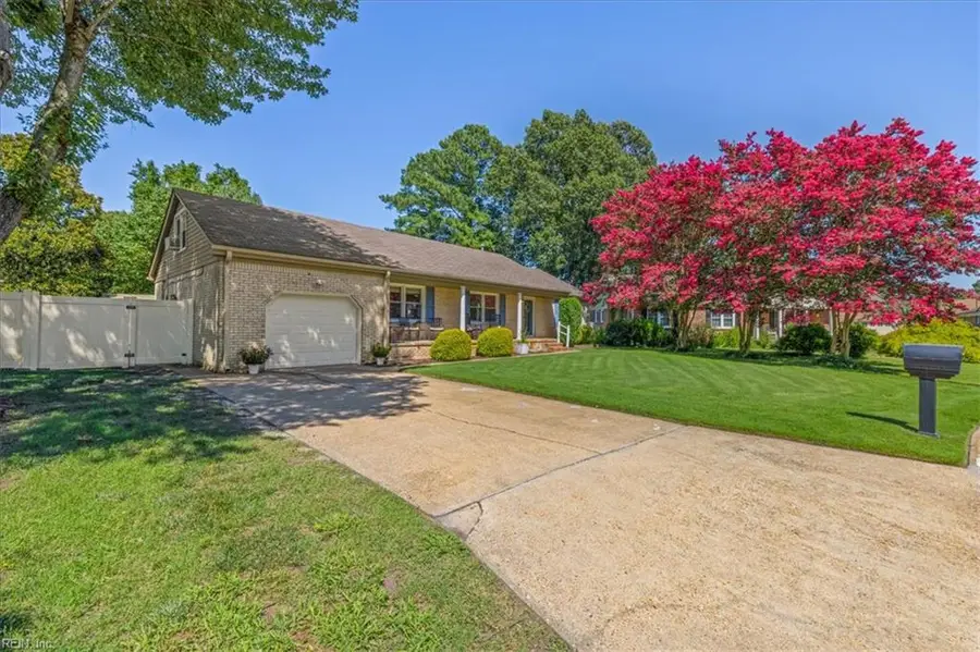 5520 Macguffie Street, Virginia Beach, VA 23464 - #3