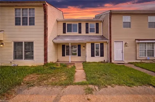 5419 Grand Lake Crescent, Virginia Beach, VA 23462