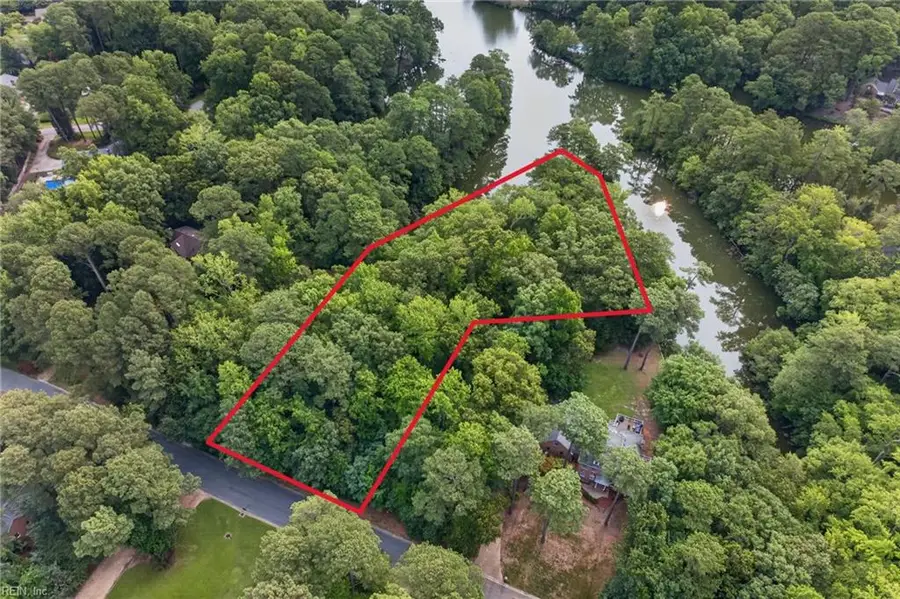 1624 W Adams Drive, Suffolk, VA 23436 - #2